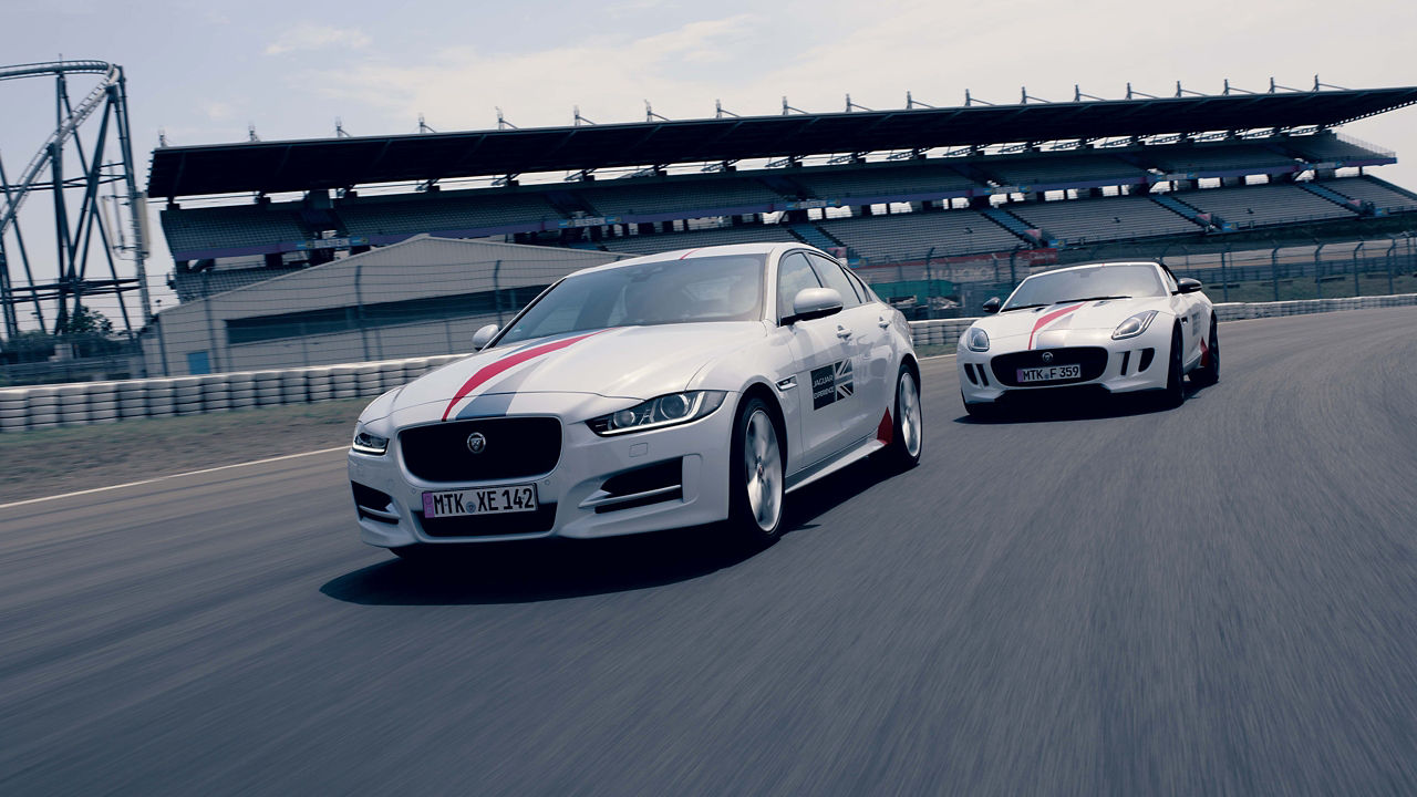 Jaguar XE and F-Type Drive Performance 