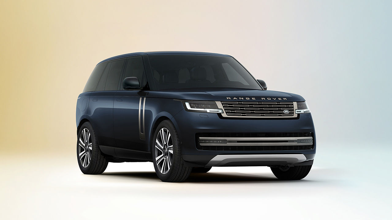 Range Rover SE D350 Front View