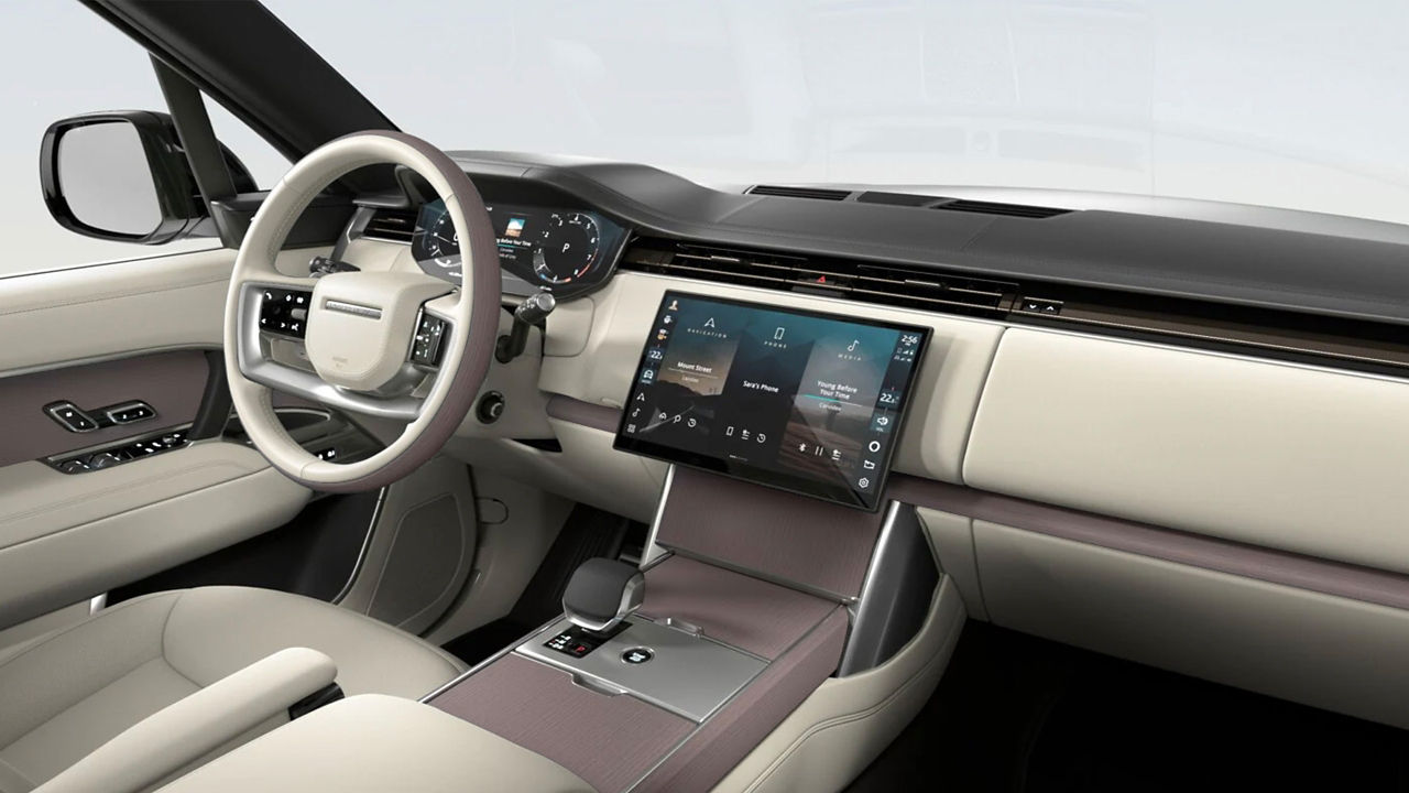 Range Rover SE D350 Interior