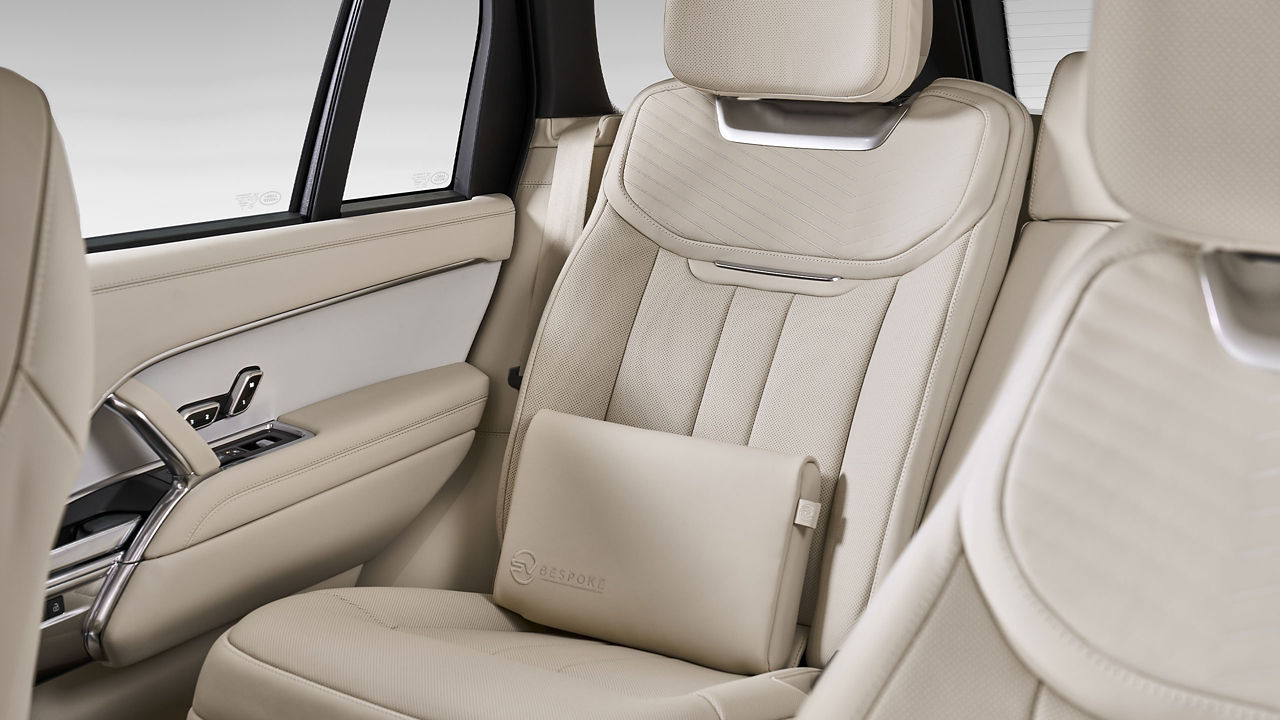 Range Rover SV Bespoke Urban Twilight Light Rear Seat
