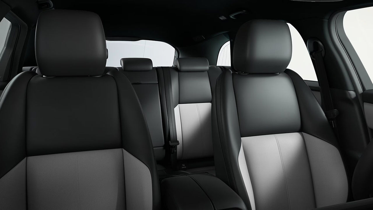 Range Rover Velar Second Row