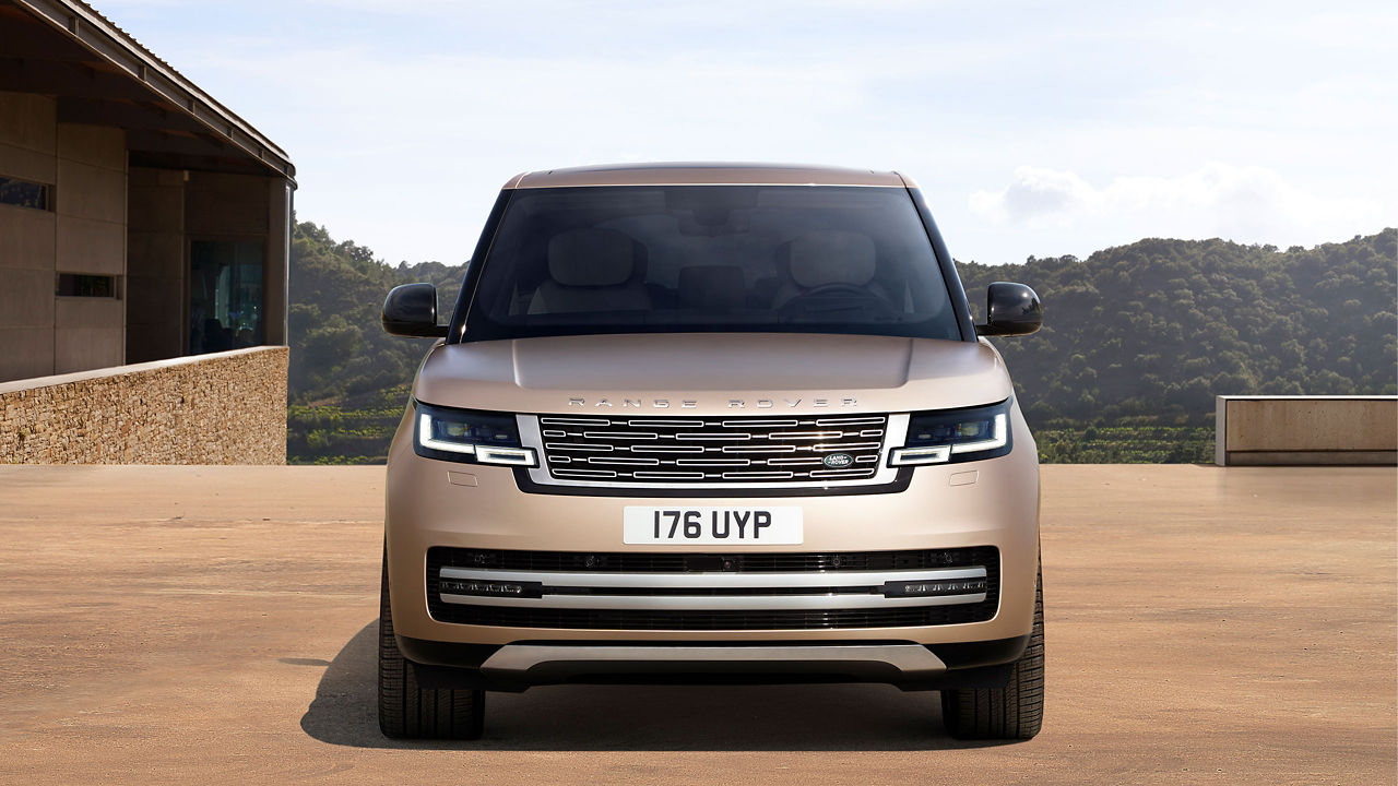 Range Rover 22MY Front Profile