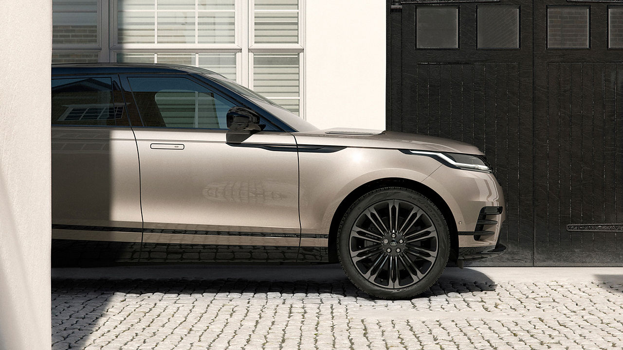 Range Rover Velar Side View