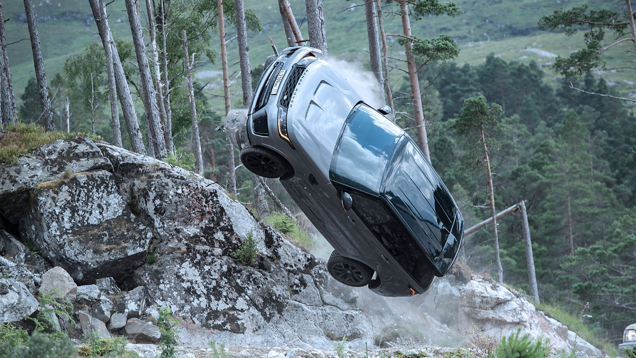 Land Rover Car Driving