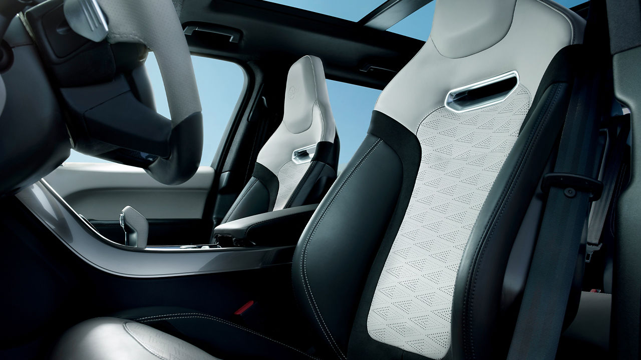 SVR Feature Highlight Sports Seats