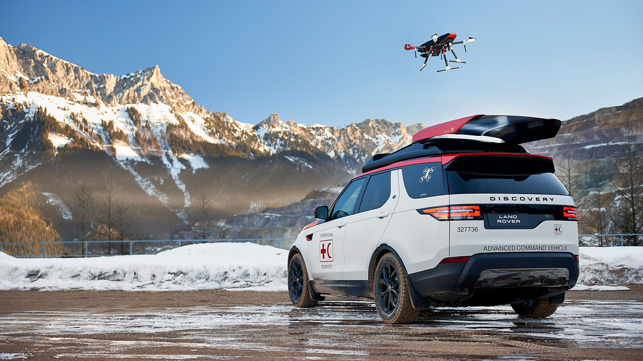  Discovery search and rescue SUV has a roof-mounted drone