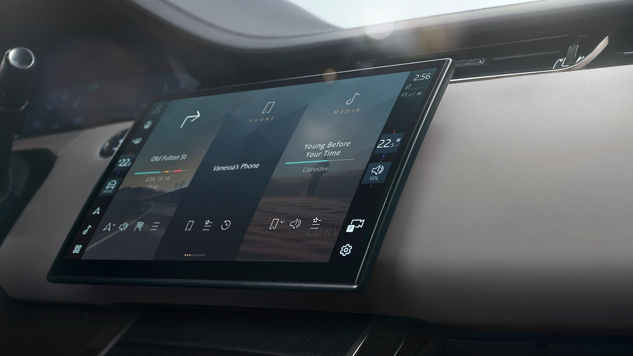 Range Rover Evoque infotainment system