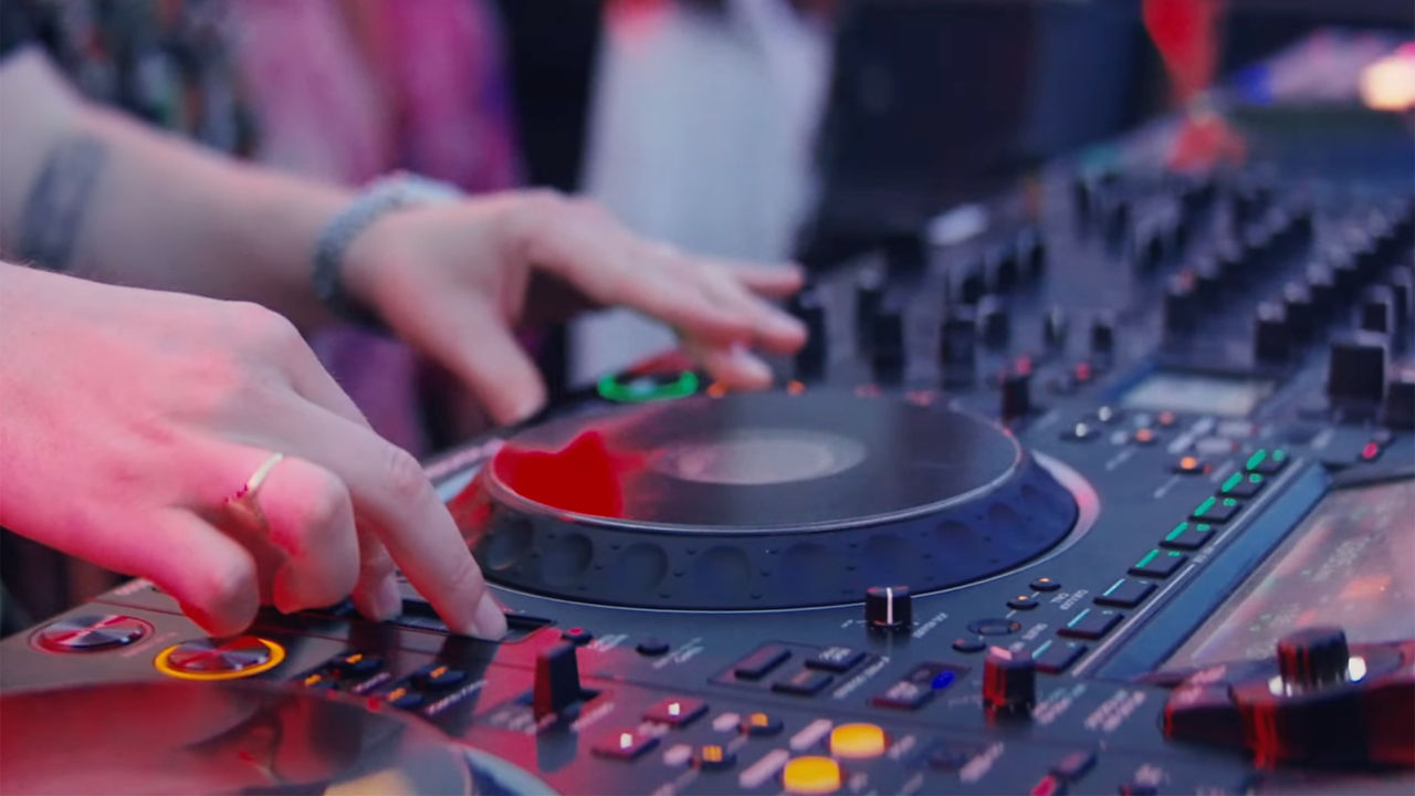 DJ music player