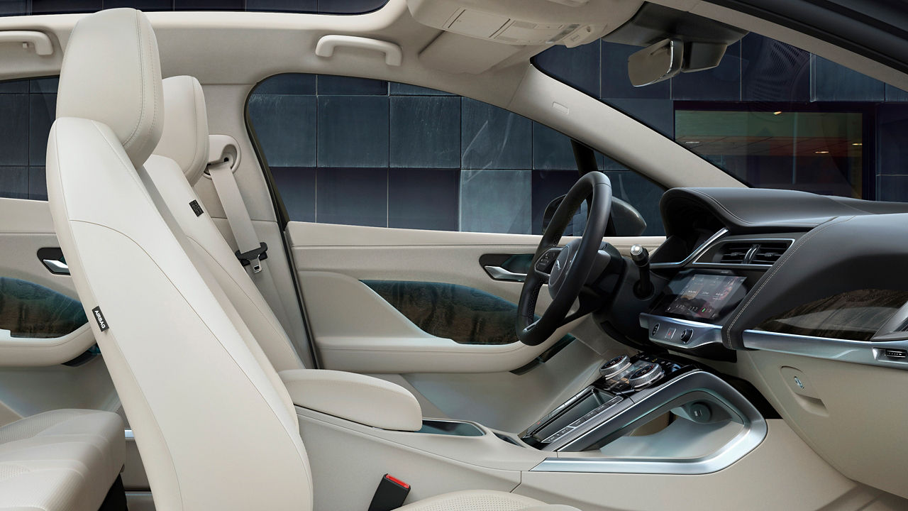 Jaguar I-Pace Interior details
