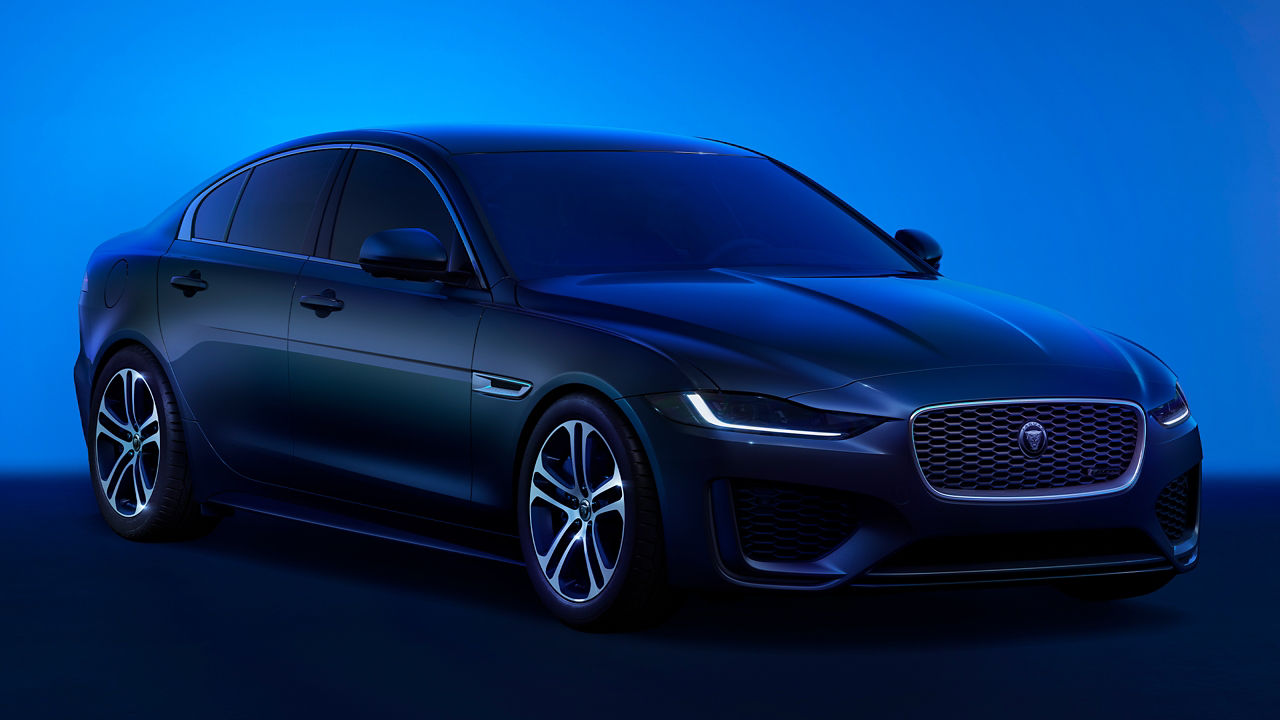 Jaguar XE 