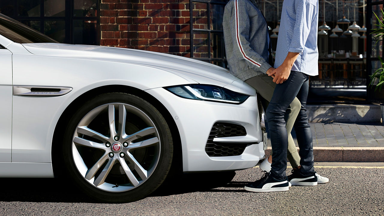 Jaguar XE wheel details