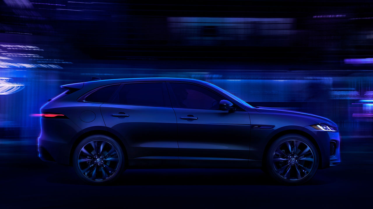 Jaguar F-Pace side View