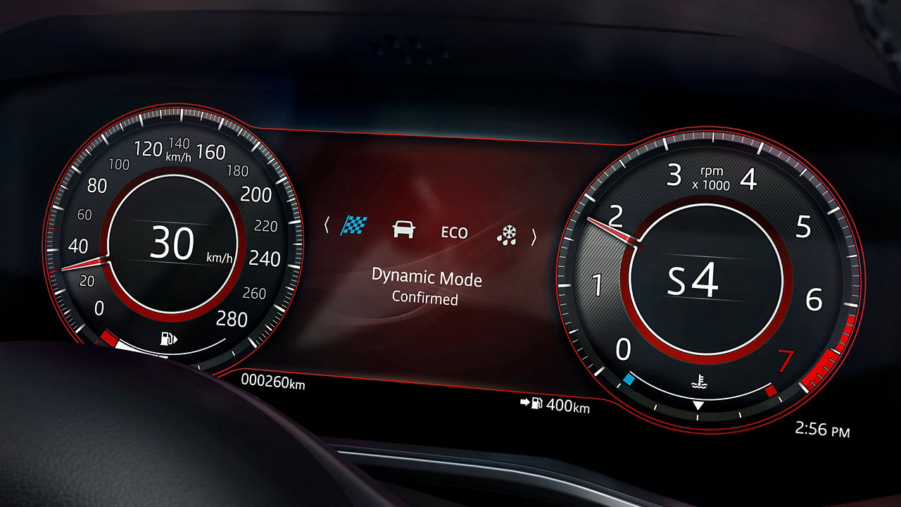 Jaguar F-Pace speedo meter detail view 