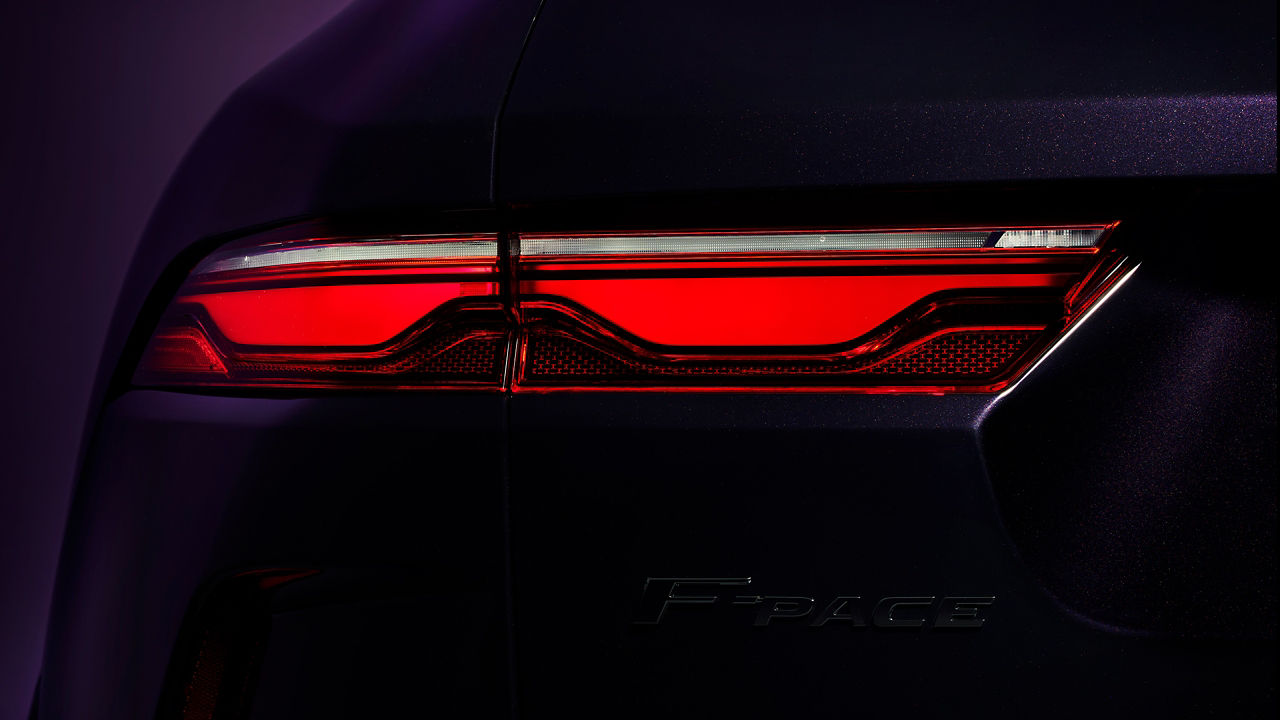 Jaguar F-Pace back side red light features