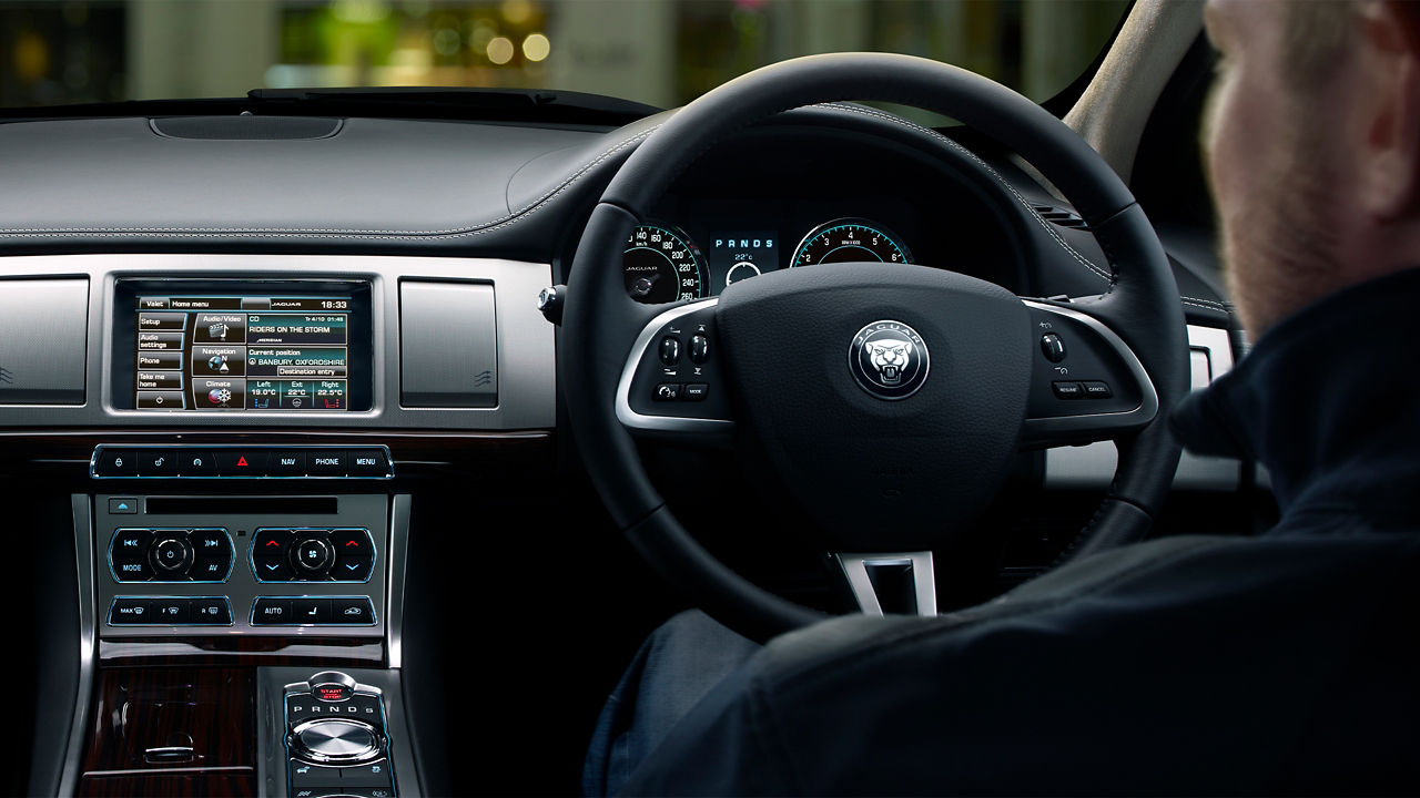 Jaguar XFSB Close view of Interior