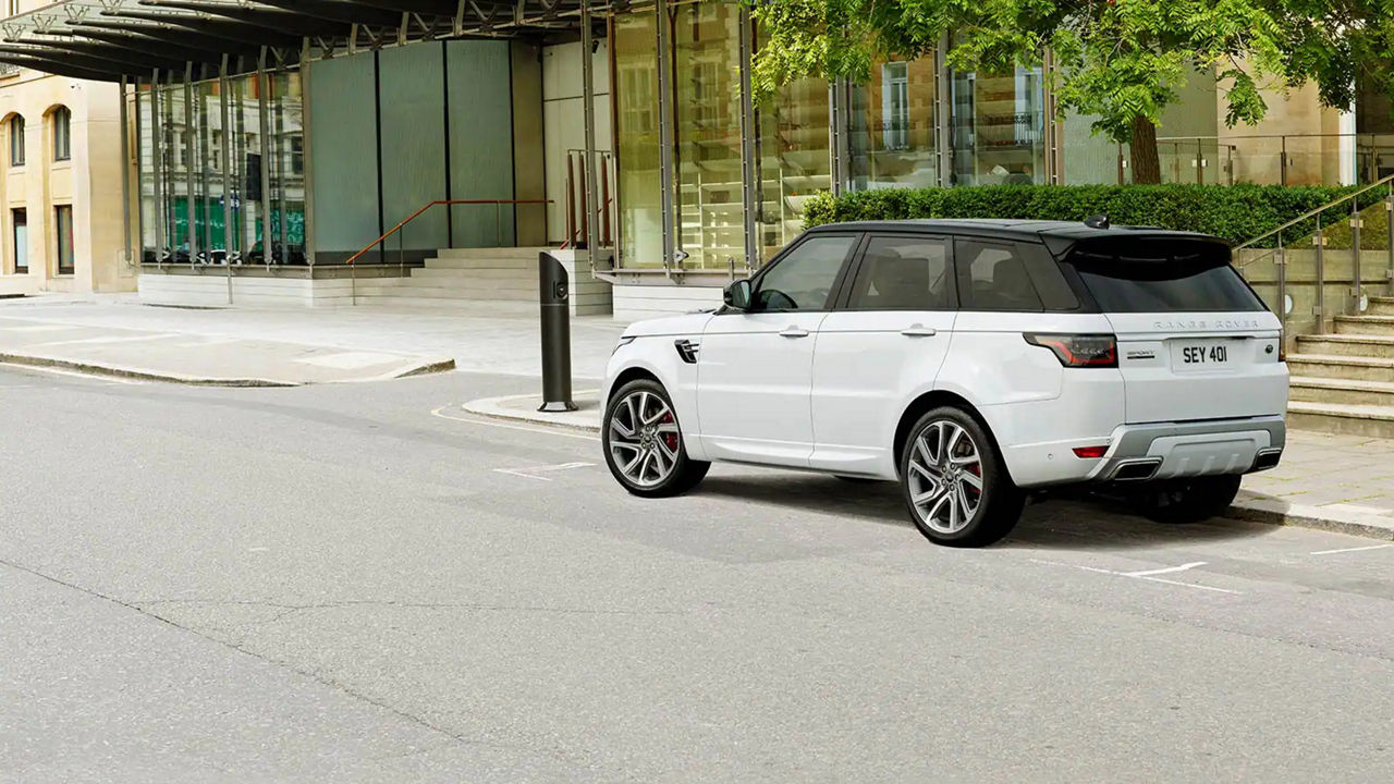 phev range rover