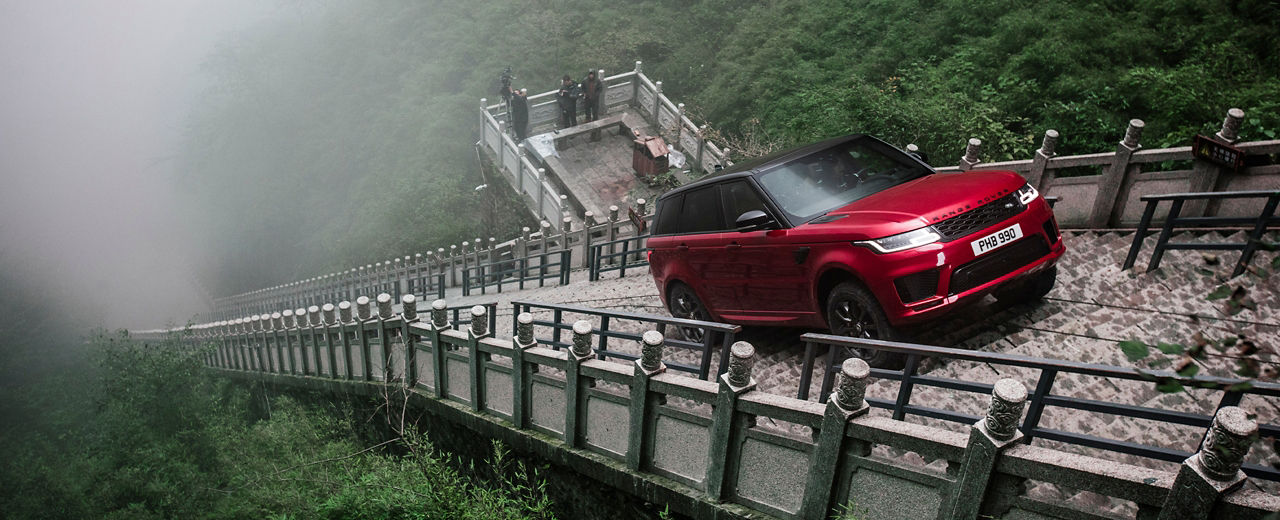 Range Rover Sports challenges